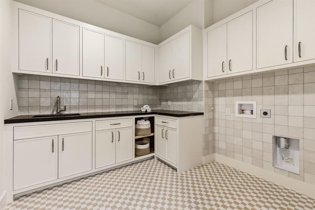 North Oak Lawn - Residential