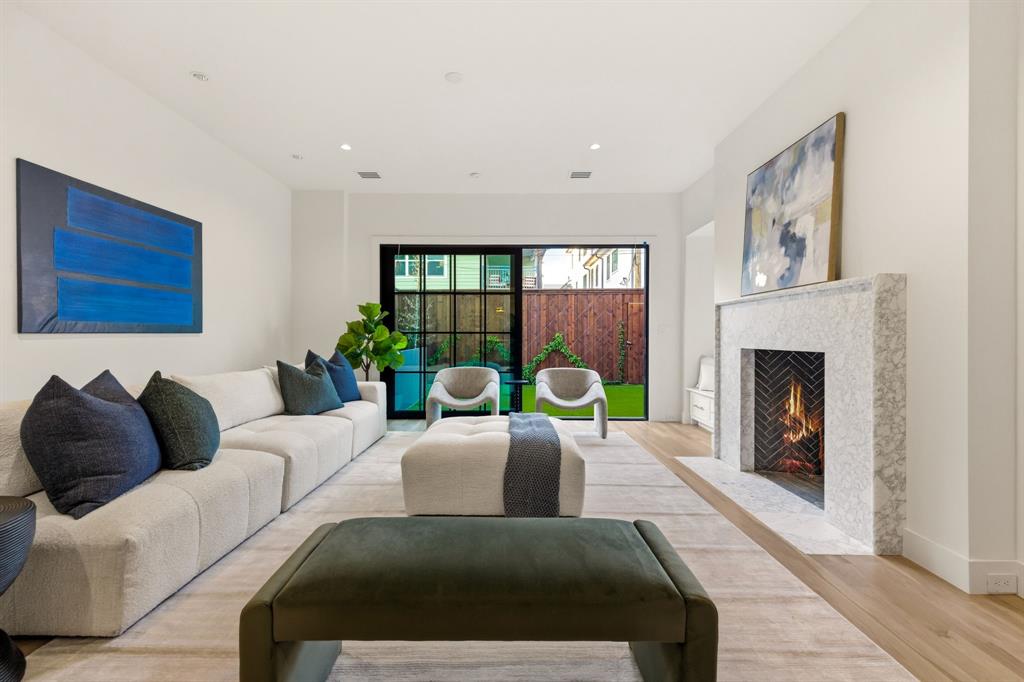 North Oak Lawn - Residential