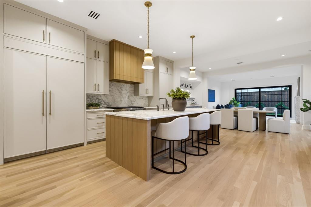 4031 Herschel Avenue