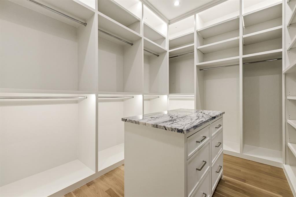 North Oak Lawn - Residential