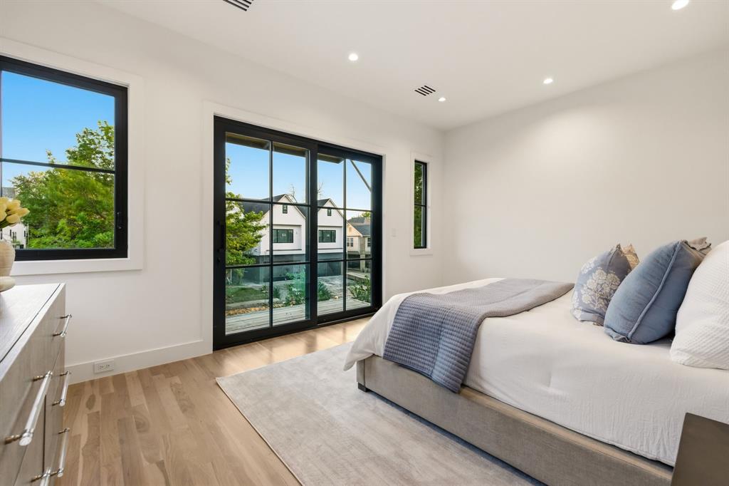 North Oak Lawn - Residential