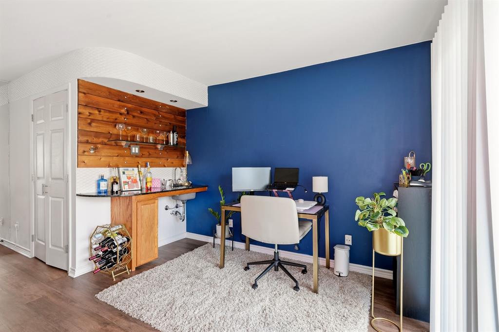 Bent Treet Forest Condos - Residential
