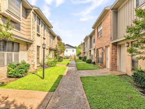 1310 Speight Avenue Waco TX 76706
