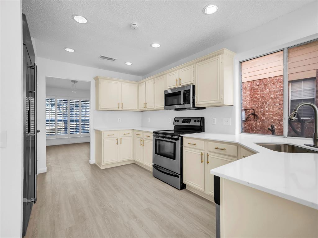 Village At Palos Verdes The - Residential