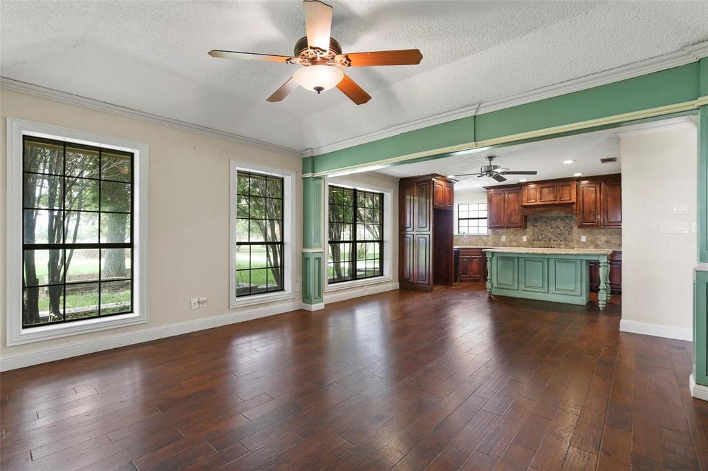 D-Ew Babb Surv Abs 33 - Residential Lease