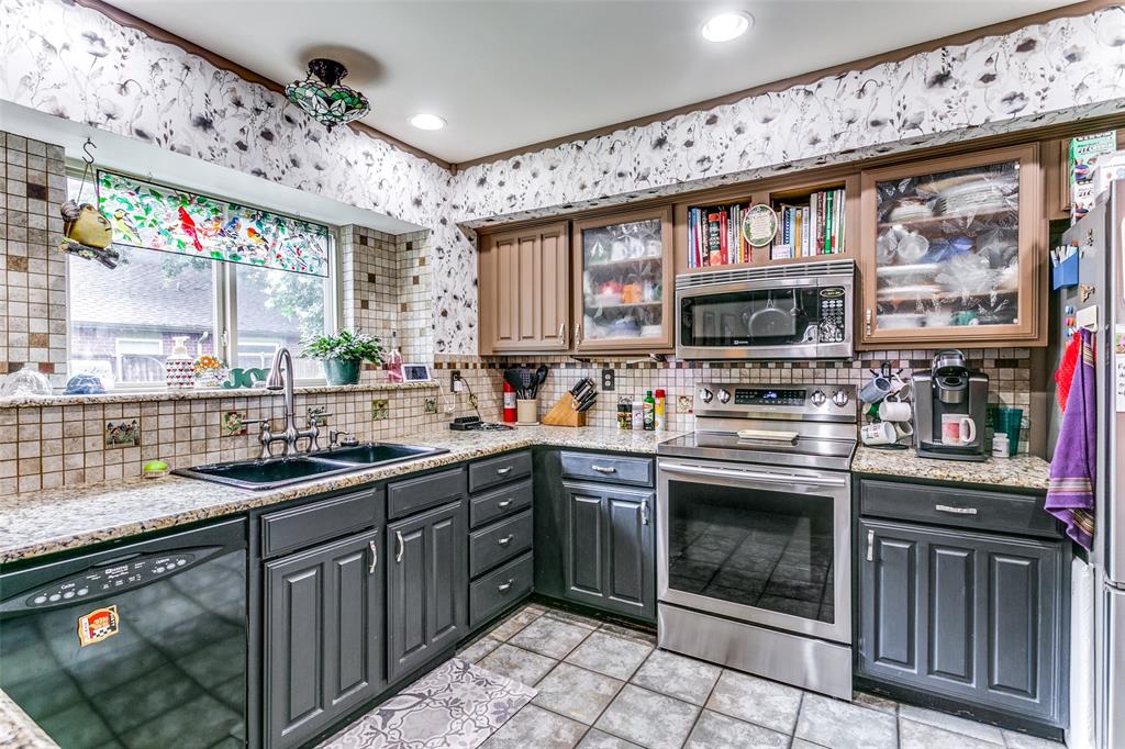 406 Spanish Moss Court