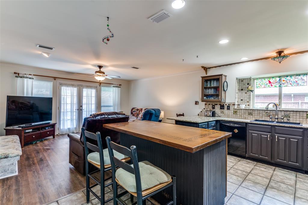 406 Spanish Moss Court
