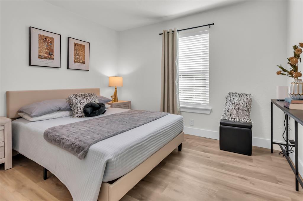 Meadow Oaks Add - Residential Lease