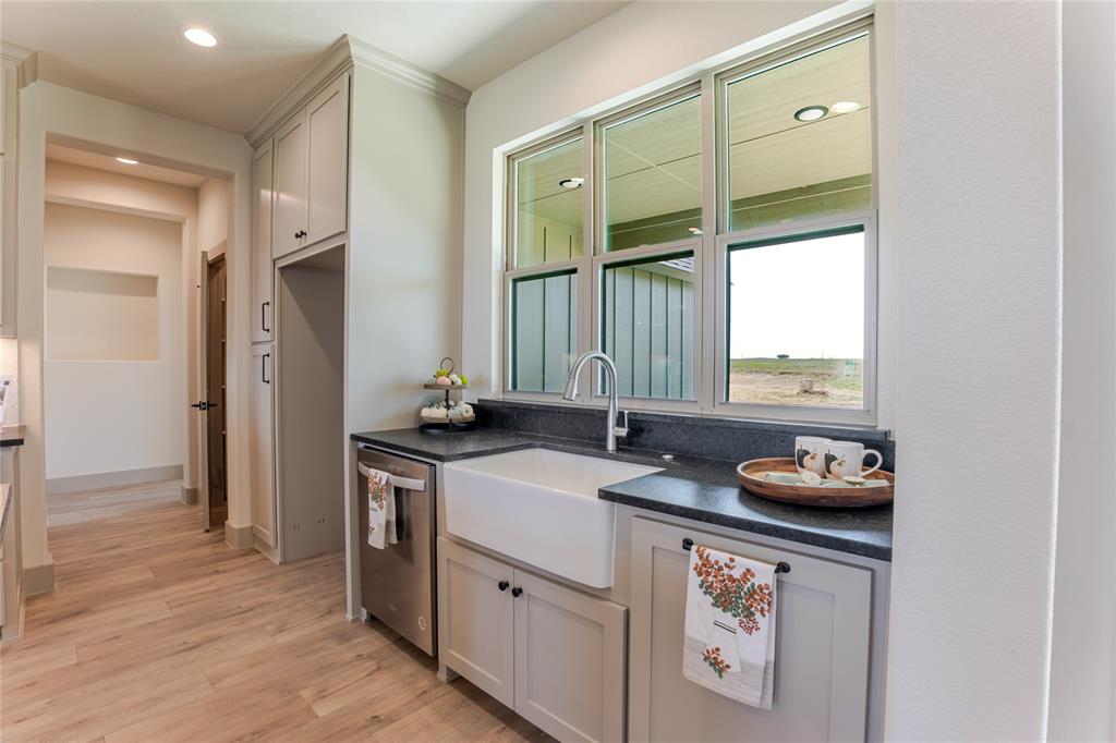 Greyhound Landing - Residential