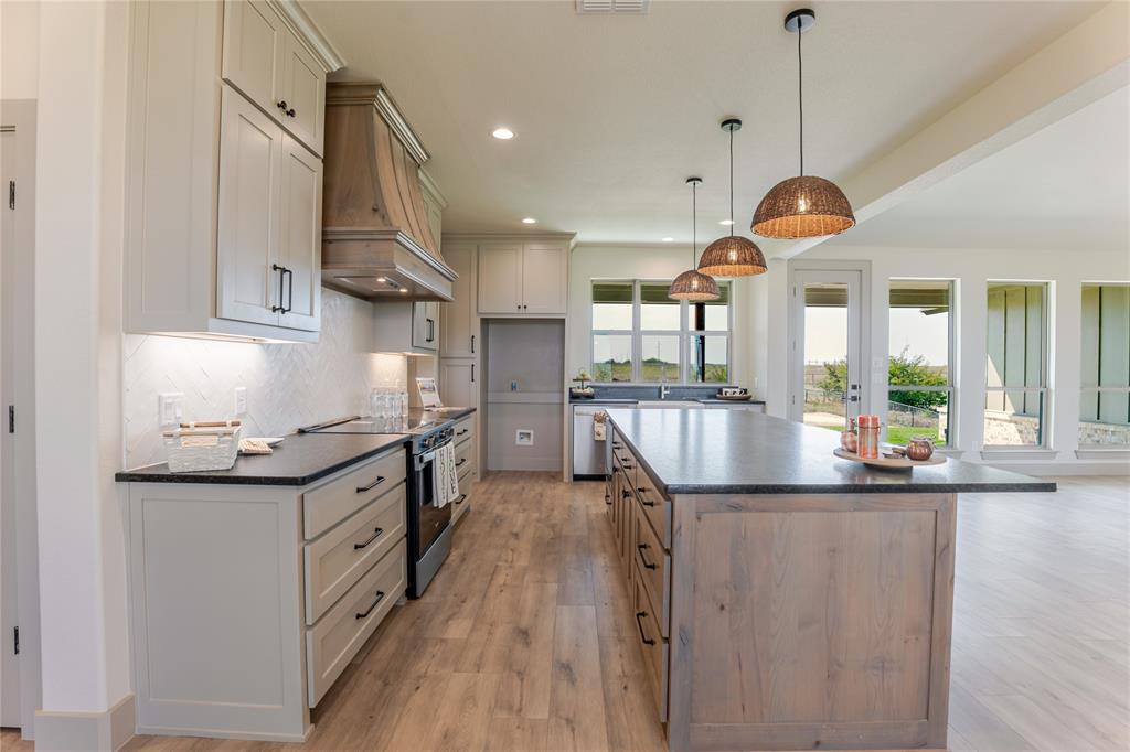 Greyhound Landing - Residential