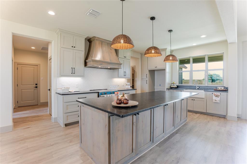 Greyhound Landing - Residential