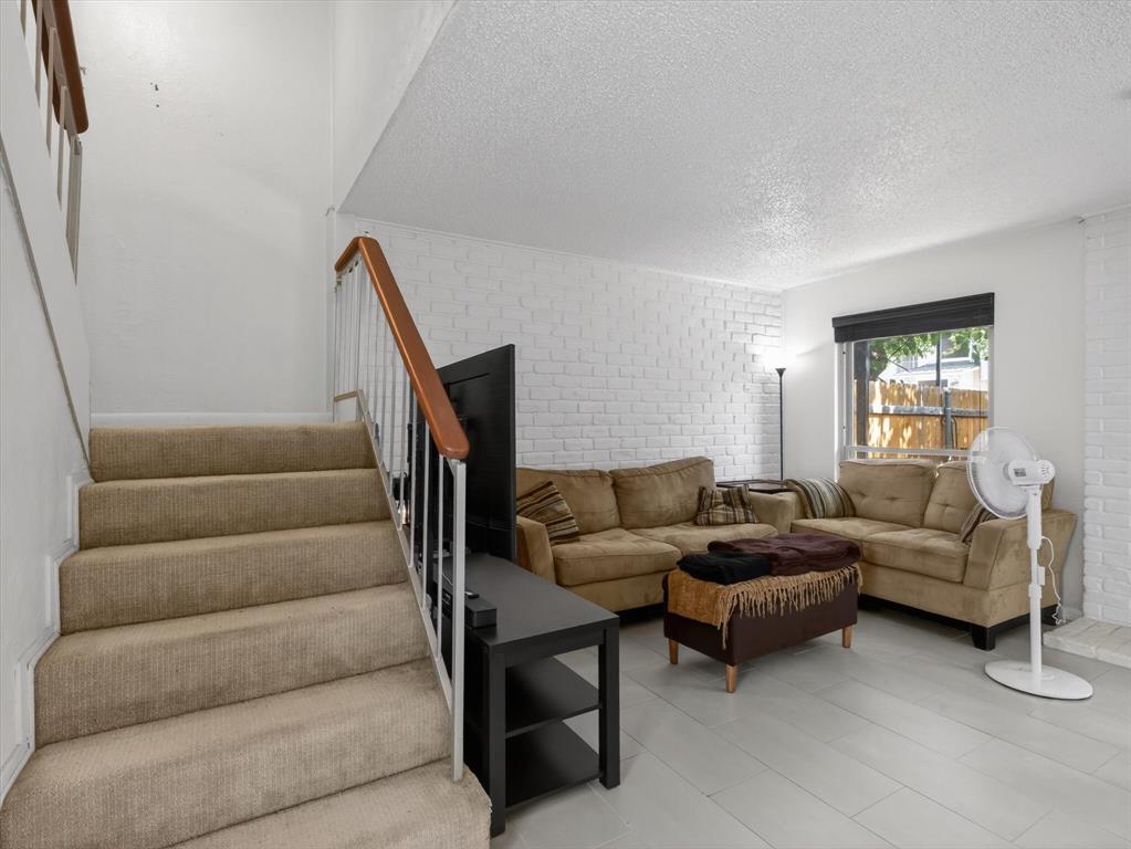 Las Brisas Sub - Residential