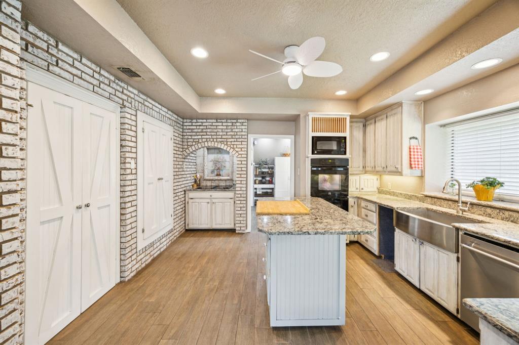 Shorewood Estates - Residential