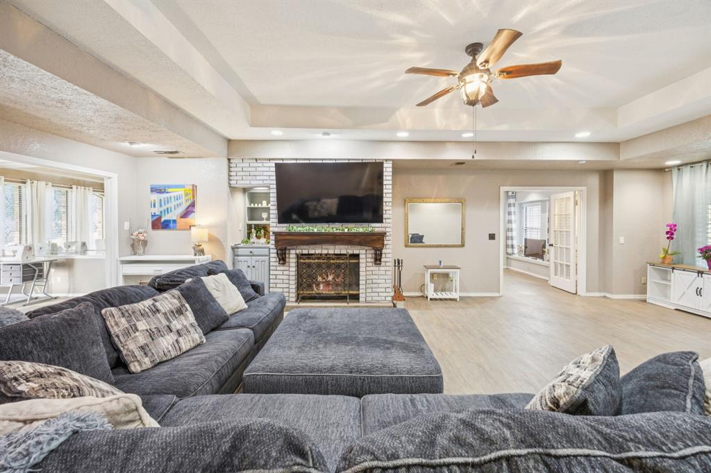 6606 Canalview Drive