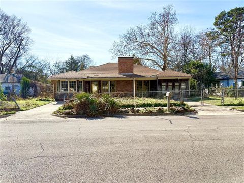 Photo of 609 Hickory 1 Street, Hughes Springs, TX 75656 (MLS # 21280111)