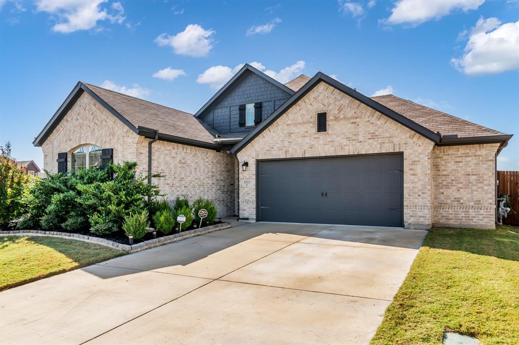 5505 Mountain Island Drive