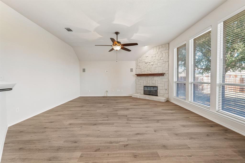 Deer Creek Arlington - Residential