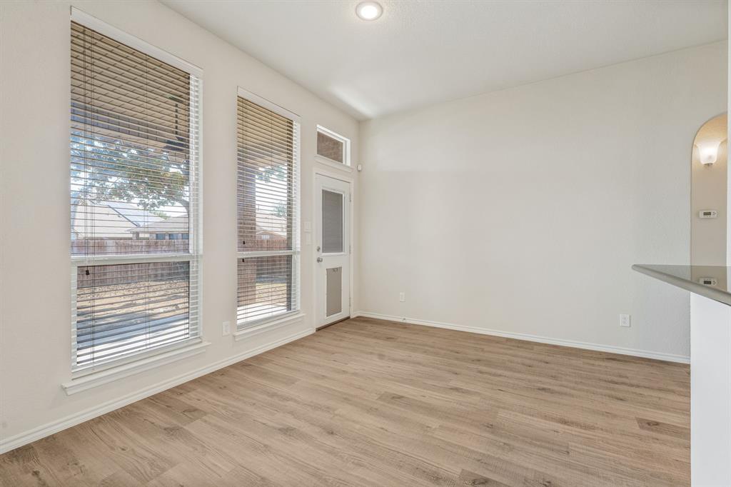 Deer Creek Arlington - Residential