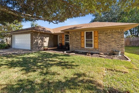 A home in Benbrook