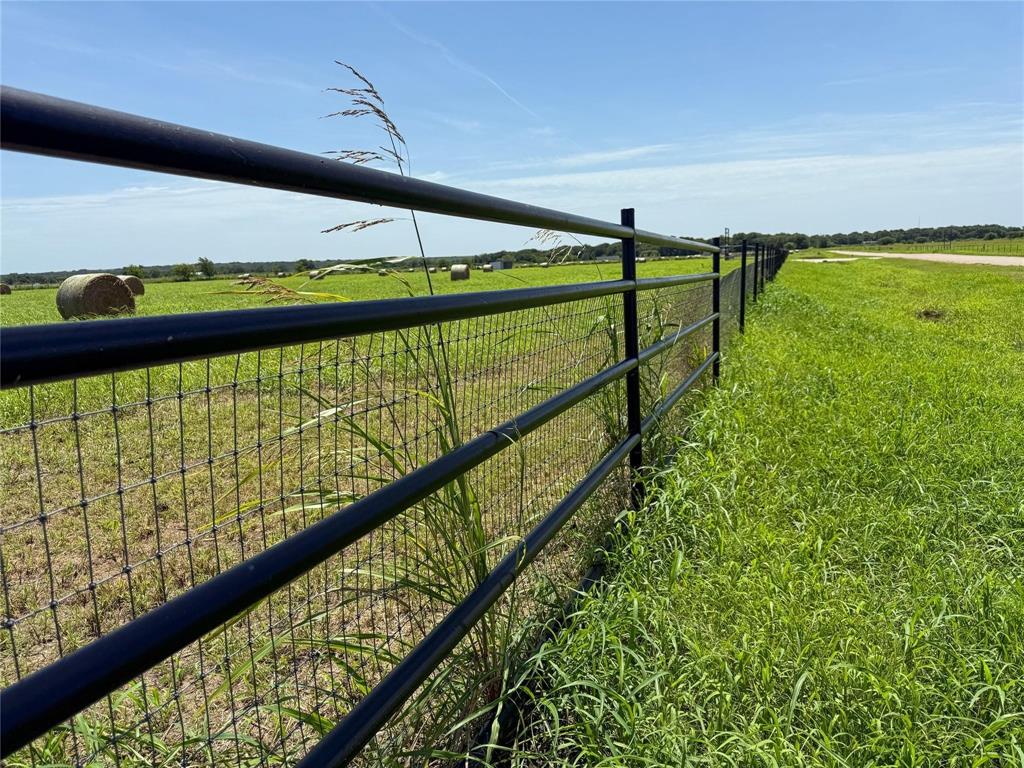 174 Private Road 107