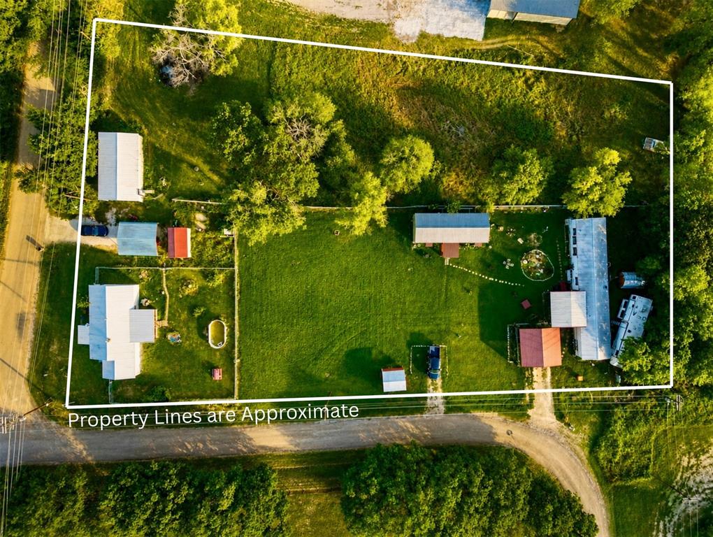 112 Woodlake Lane