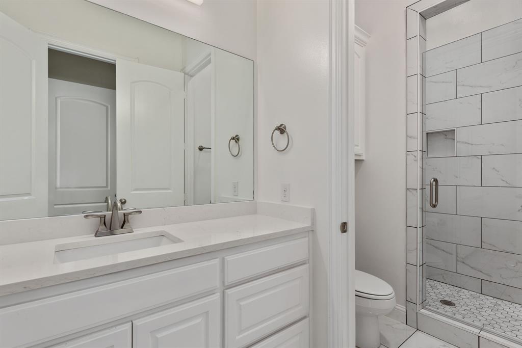 The Peninsula - Residential