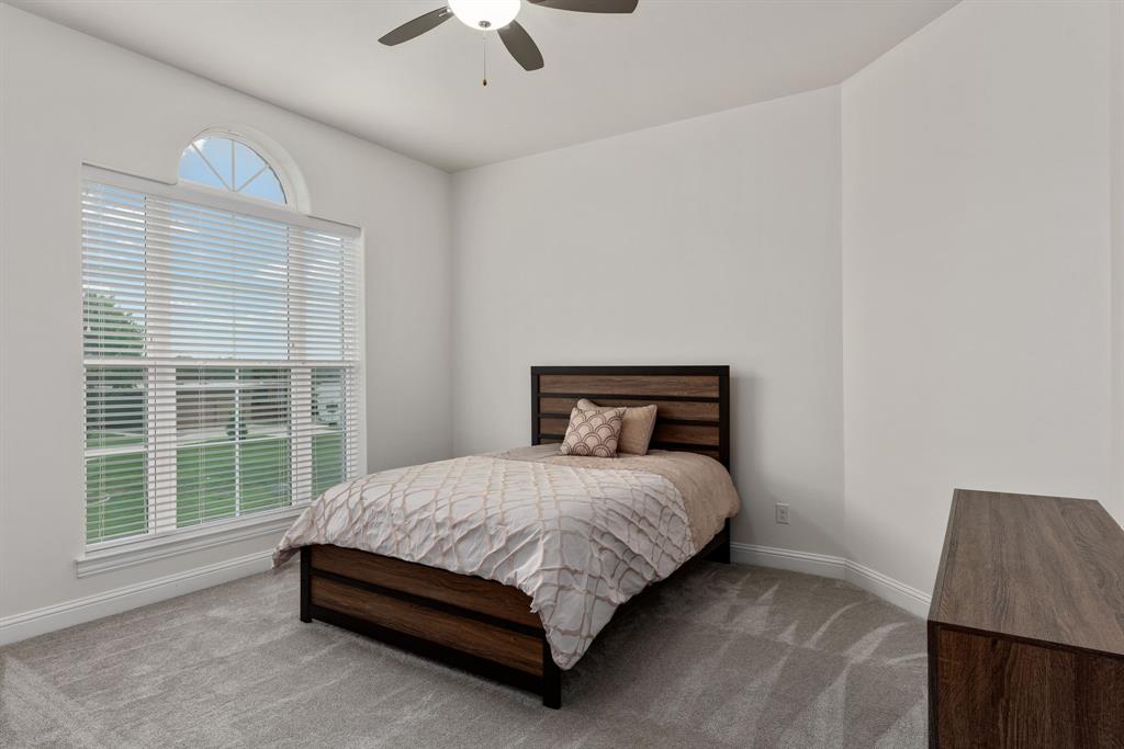 The Peninsula - Residential