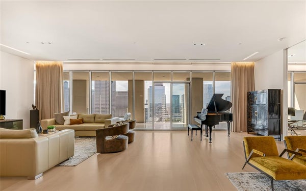 1717 ARTS PLZ APT 2303, DALLAS, TX 75201 - Image dddcf52d332e48cba493b9176dbb9e2a/2872596770