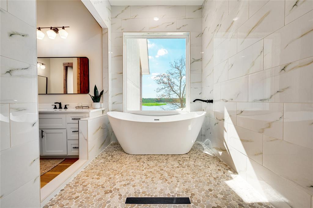 Lands End - Residential