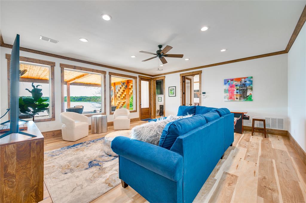 Lands End - Residential