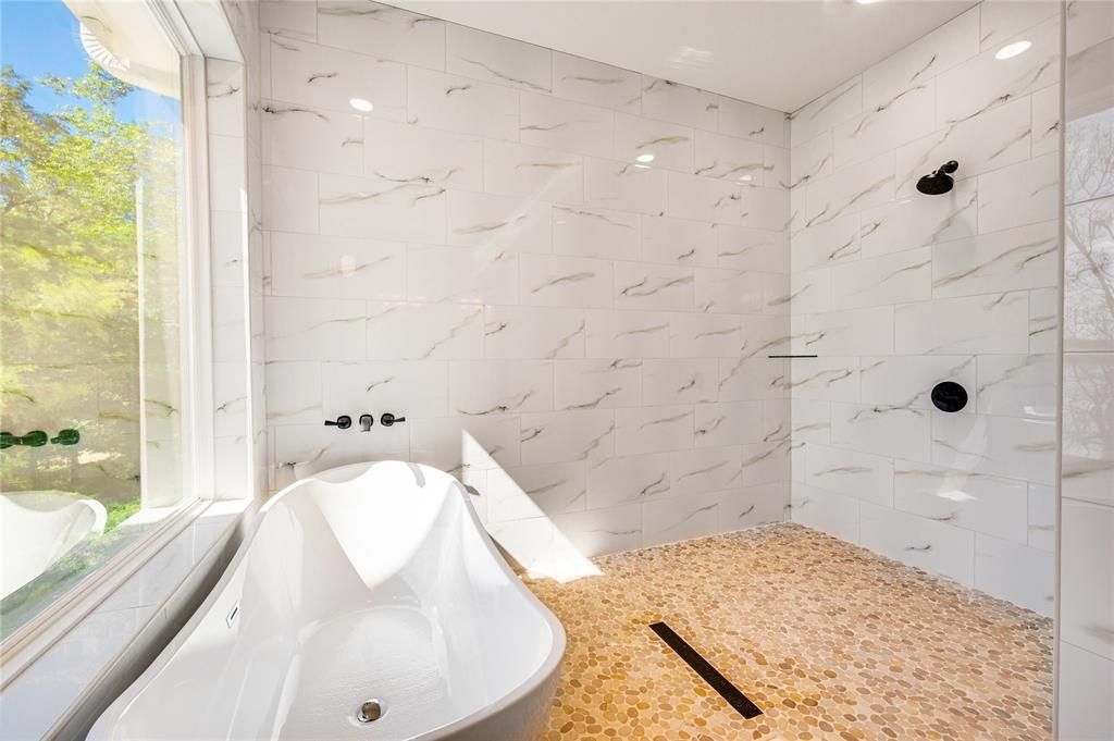 Lands End - Residential