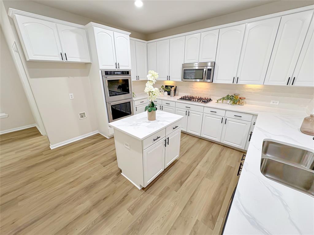 11433 La Grange Drive