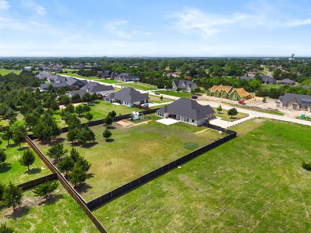 Estate of Hidden Creek - Residential