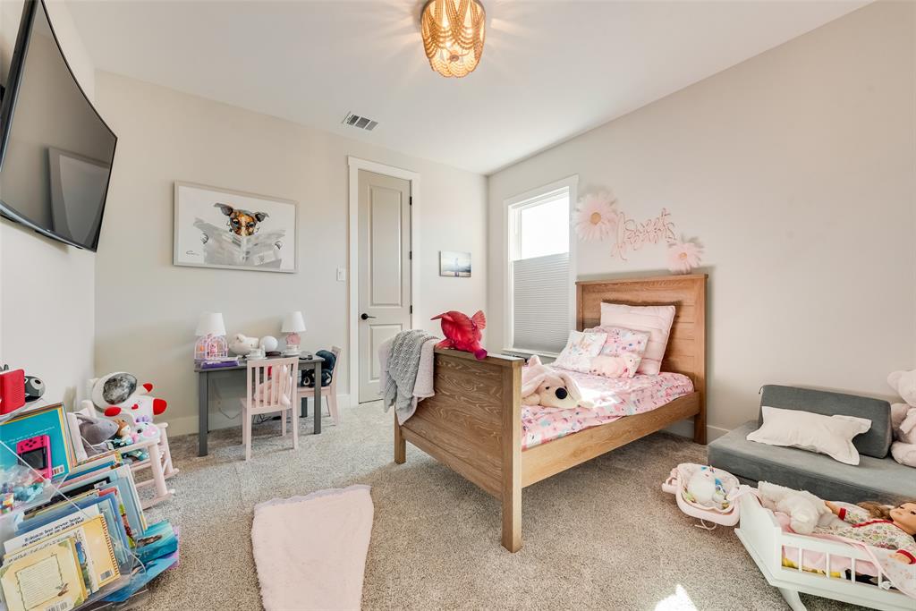 Estate of Hidden Creek - Residential