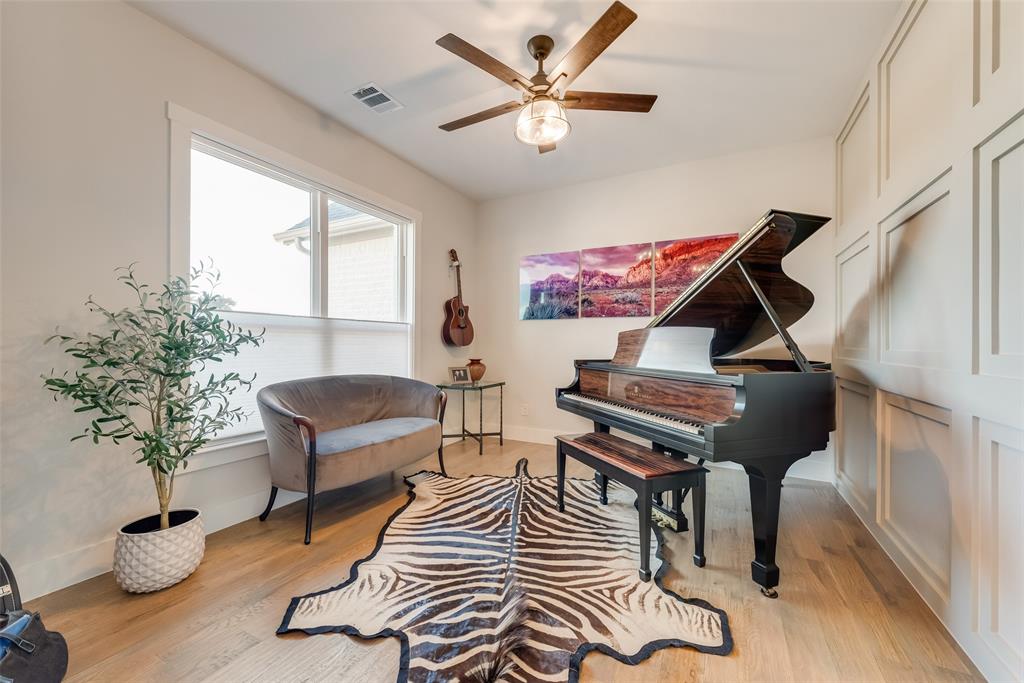 Estate of Hidden Creek - Residential