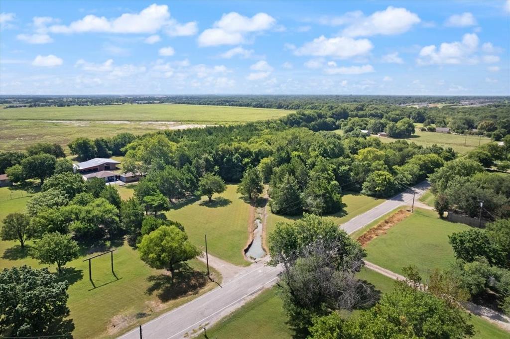 2830 Green Acre Lane