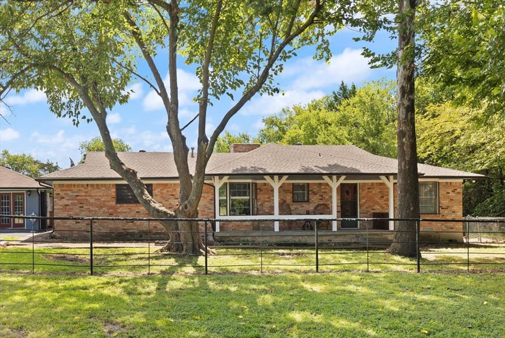2830 Green Acre Lane