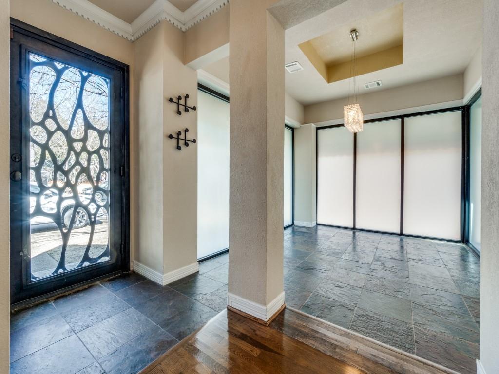 4449 Mockingbird Lane