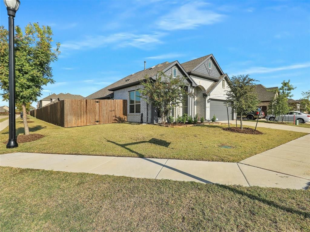 Photo of 3121 Midnight Moon Drive, Mesquite, TX 75181 (MLS # 21090448)