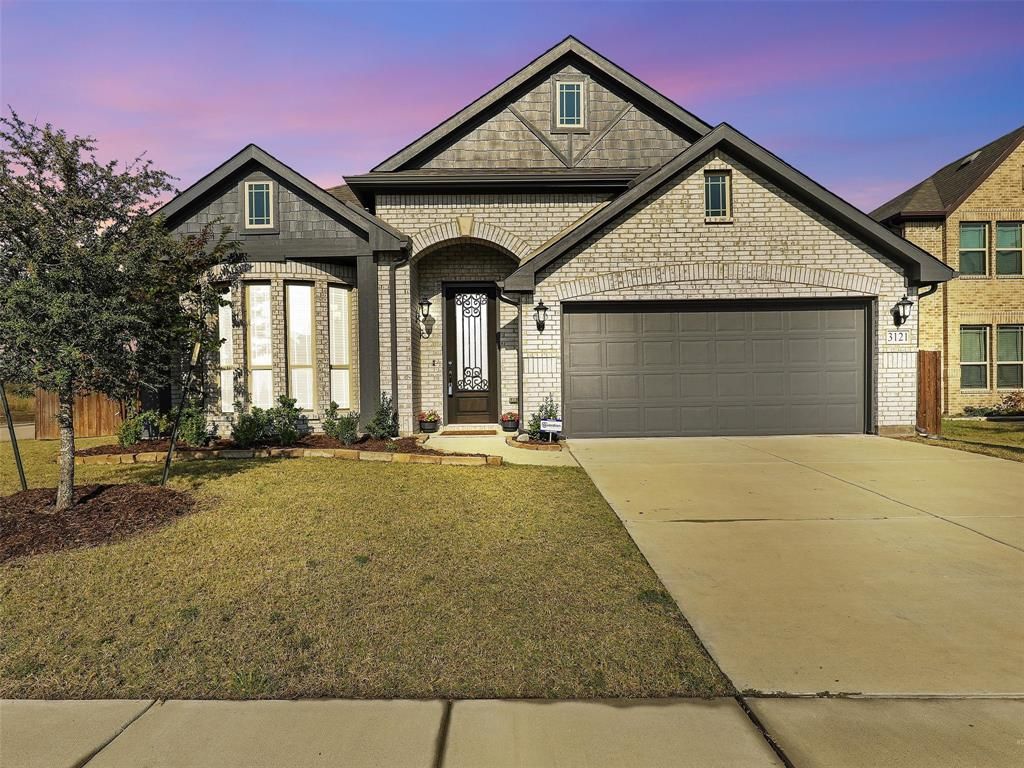 Photo of 3121 Midnight Moon Drive, Mesquite, TX 75181 (MLS # 21090448)