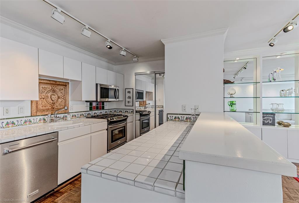 3883 Turtle Creek Boulevard 1507