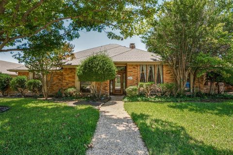 Photo of 4200 Eldorado Drive, Plano, TX 75093 (MLS # 21090977)