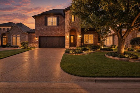 Photo of 1406 St Tropez Lane, Arlington, TX 76013 (MLS # 21387369)