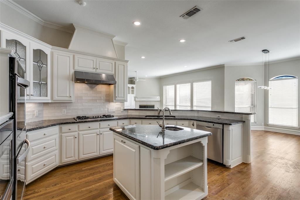 Summertree III - Residential