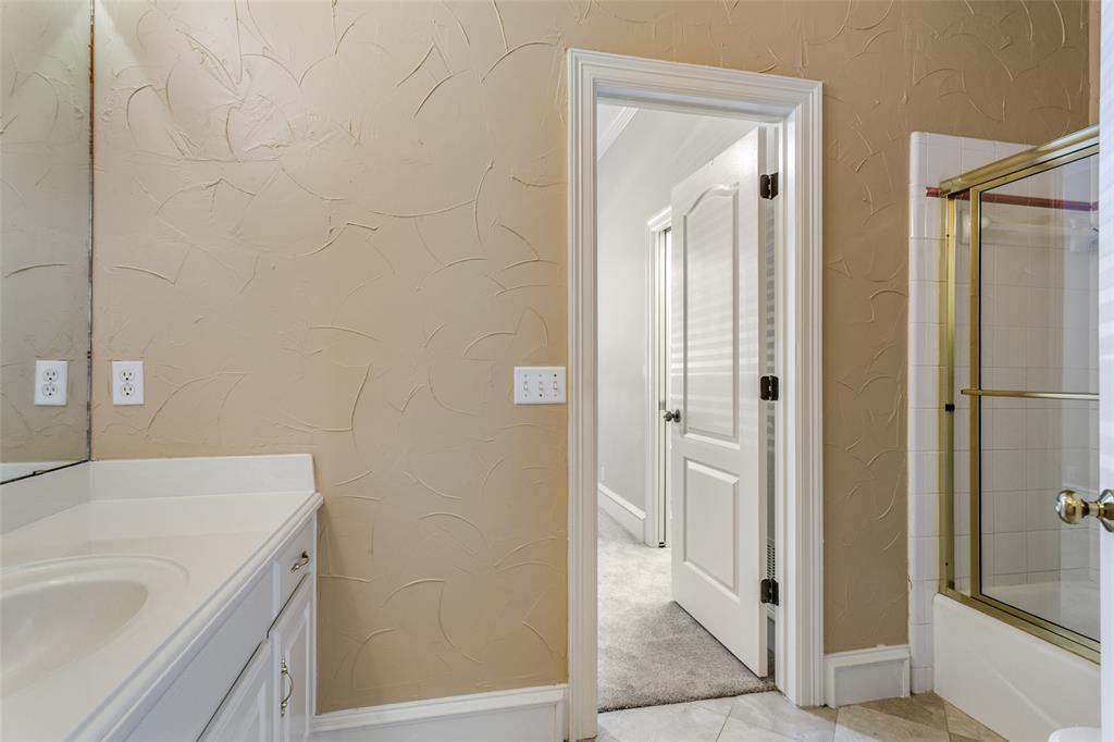 Summertree III - Residential