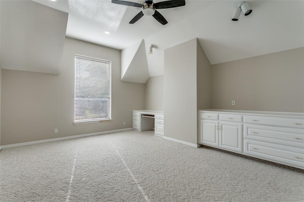 Summertree III - Residential