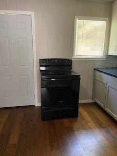 Elmwood West - Residential Lease