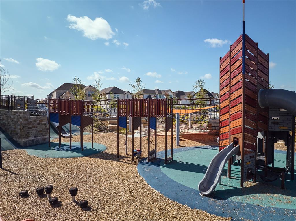 The Ridge at Northlake - Residential