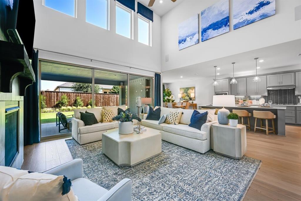 The Ridge at Northlake - Residential