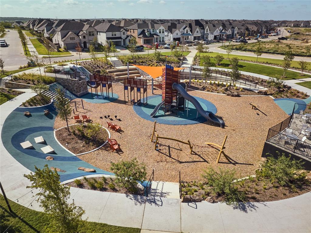 The Ridge at Northlake - Residential